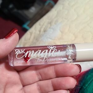 Magic 24K Clear Lip Gloss with Gold Flakes
